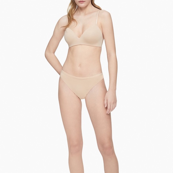 Calvin Klein Form Lightly Lined Demi Bra Size 32DD - Picture 2 of 7